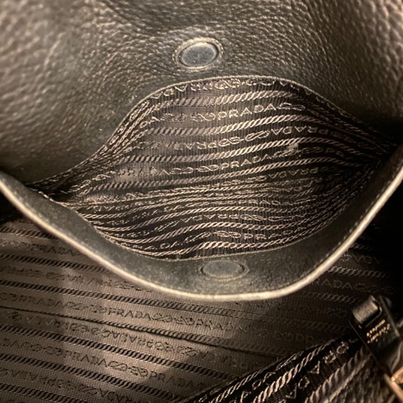 Authentic Prada vitello daino leather 3 way tote in black - Picture 12 of 15